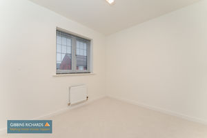 Bedroom- click for photo gallery